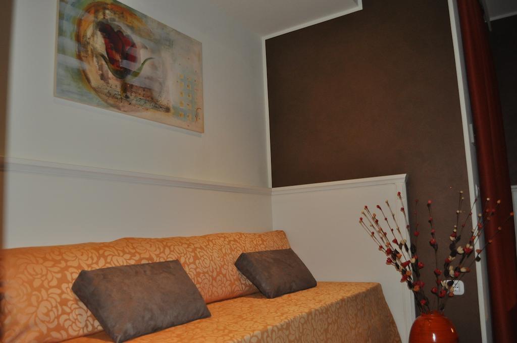 Hotel Centova ペルージャ 部屋 写真