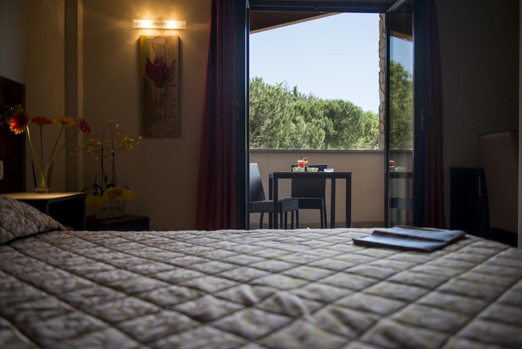 Hotel Centova ペルージャ エクステリア 写真